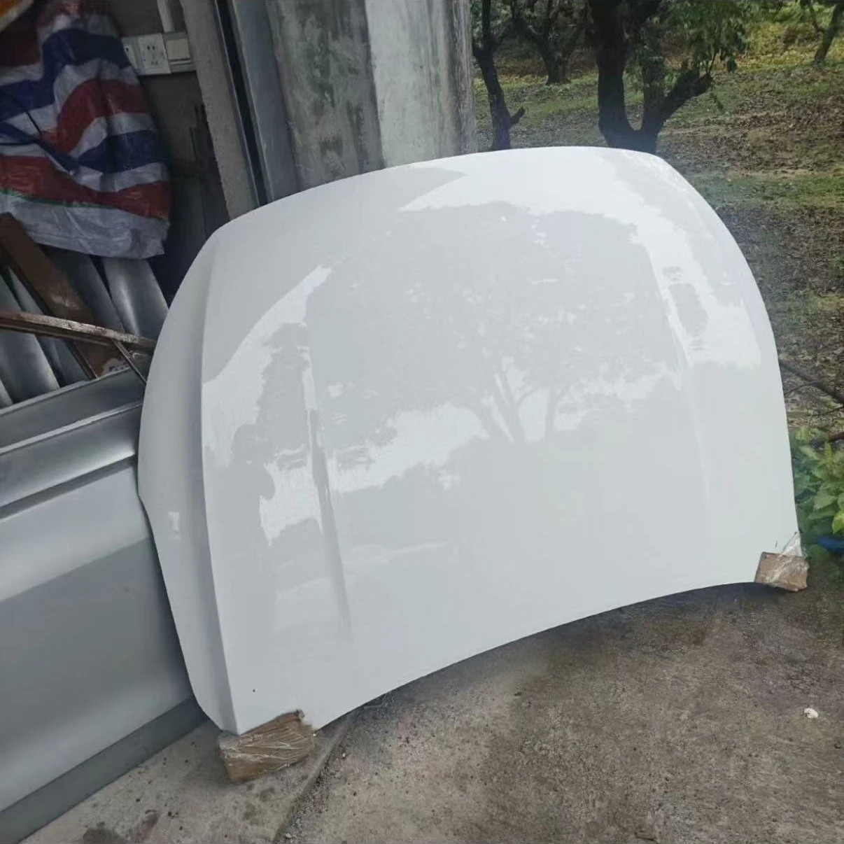 2025 Hot Sale OEM Auto Spare Parts Engine Hood for NETA V OE  S11-8402010DY
